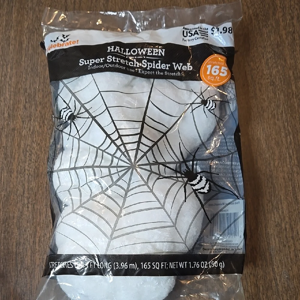 Spider Web and Spooky‎ Cloth Decoration Bundle - 3 Pieces